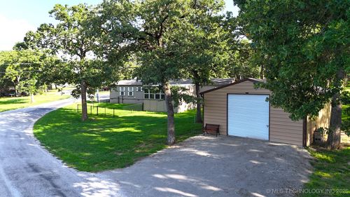 4718 Golden Way, Kingston, OK, 73439-5466 | Card Image