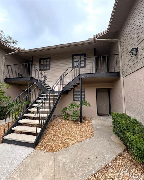 d202-4015 Ashford Green Pl, TAMPA, FL, 33613-4959 | Card Image