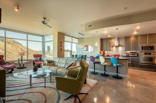 1006-140 E Rio Salado Pkwy, Tempe, AZ, 85281-4943 | Card Image