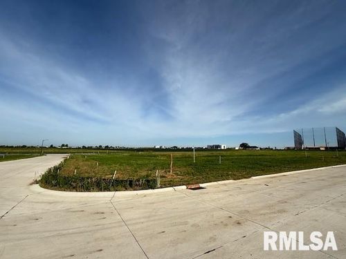 6396 Ryan Rd, Bettendorf, IA, 52722 | Card Image