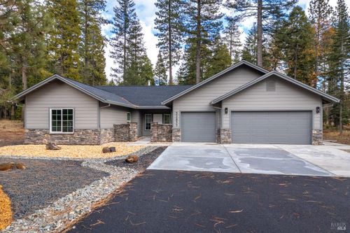 32855 Velvet Rye Ct, Shingletown, CA, 96088-9702 | Card Image