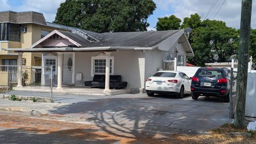 248 Sw 18th Ct, Miami, FL, 33135-1909 | Card Image
