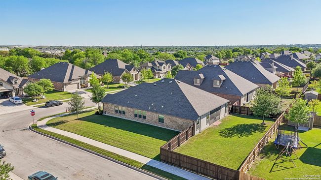 1047 Daylan Hts, House other with 4 bedrooms, 3 bathrooms and null parking in Schertz TX | Image 68
