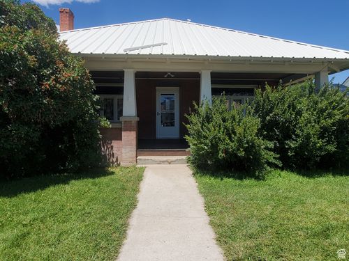 824 Grant St, Montpelier, ID, 83254-1415 | Card Image