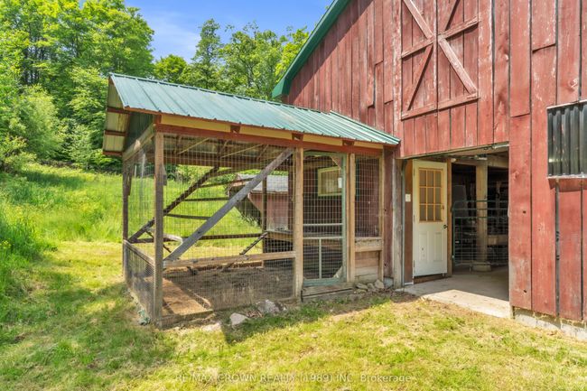 389 S River Rd, House other with 5 bedrooms, 3 bathrooms and 20 parking in Nipissing ON | Image 42