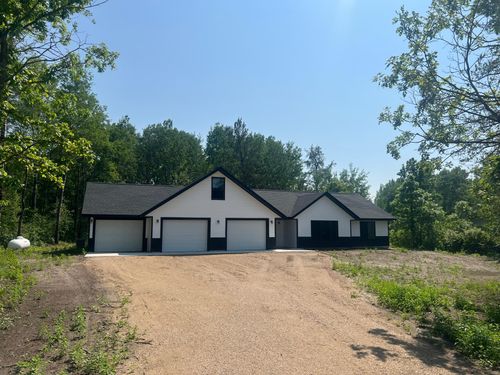6000 Midvalley Ln Nw, Bemidji, MN, 56601-6157 | Card Image
