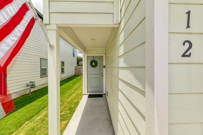 12 Trinity Cir, House other with 4 bedrooms, 3 bathrooms and 2 parking in Lockhart TX | Image 6