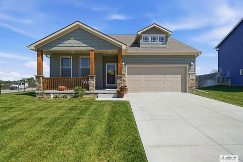350 Kristi Lane, Hickman, NE, 68372 | Card Image