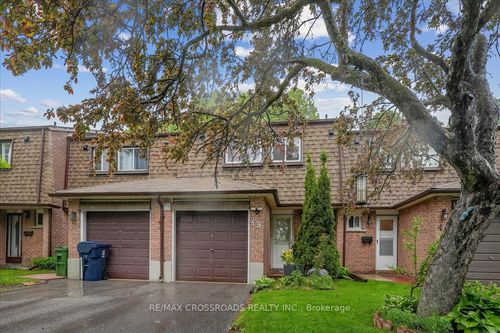 43-121 L'Amoreaux Dr, Scarborough, ON, M1W2J9 | Card Image