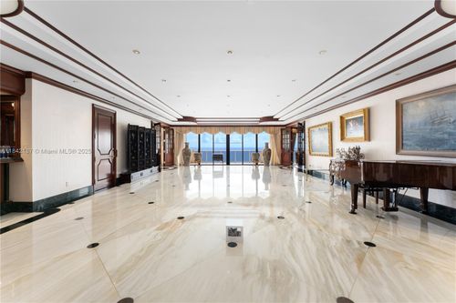 ph-4-5757 Collins Ave, Miami Beach, FL, 33140-2349 | Card Image