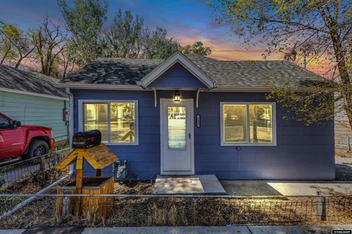208 Liberty St, Rock Springs, WY, 82901-6512 | Card Image
