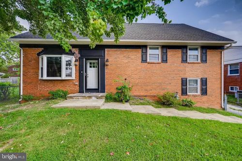 827 University Blvd W, SILVER SPRING, MD, 20901-1040 | Card Image