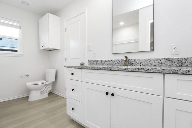 804 Bell St, House other with 3 bedrooms, 2 bathrooms and null parking in Coleman TX | Image 11