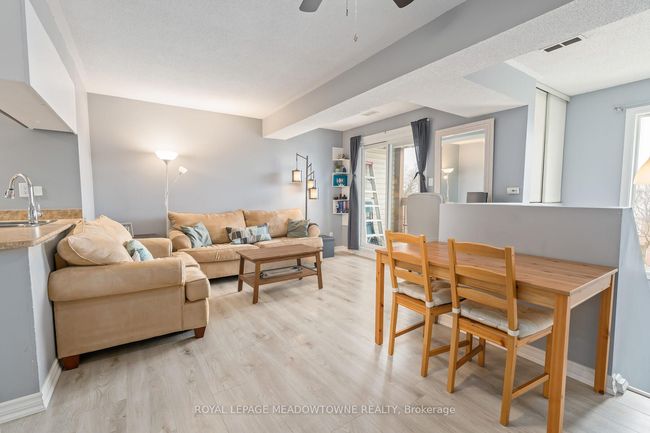 24 - 42A Stewart Maclaren Rd, Condo with 2 bedrooms, 1 bathrooms and null parking in Georgetown ON | Image 7