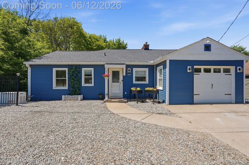 1612 Hughes Rd, Brighton, MI, 48114-7306 | Card Image
