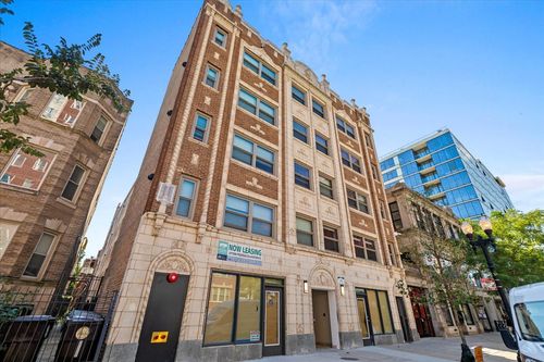 apt-108-927 W Wilson Ave, Chicago, IL, 60640-5723 | Card Image