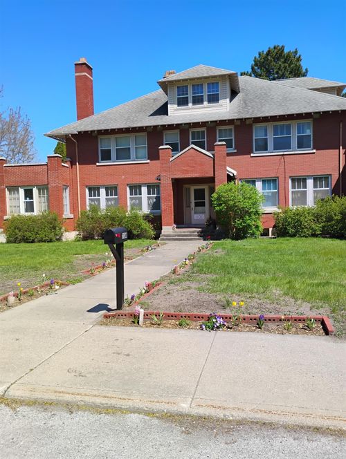 1106 State St, Bay City, MI, 48706-3669 | Card Image