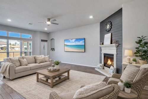 10190 N Whimbrel Cir, Conroe, TX, 77385-0003 | Card Image