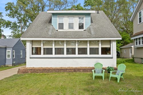 1520 Silver Creek Ave Se, Grand Rapids, MI, 49507-2126 | Card Image