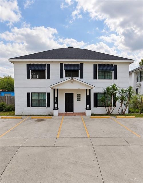 320 S Georgia Ave, Mercedes, TX, 78570-3024 | Card Image