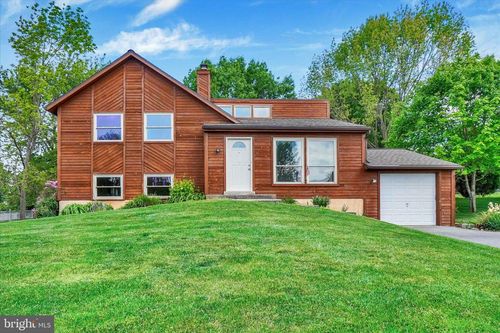 112 Nicholas Rd, LANCASTER, PA, 17603-9421 | Card Image