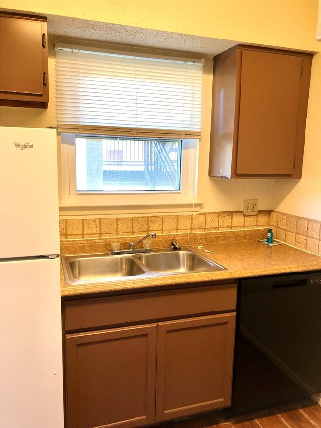 APT-14 - 410 Bryan St, Condo with 1 bedrooms, 1 bathrooms and null parking in Denton TX | Image 6
