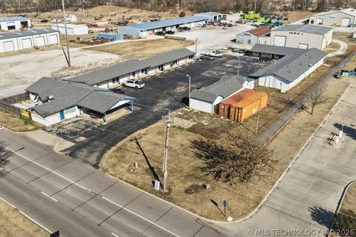 1900 N Broadway, Ada, OK, 74820 | Card Image