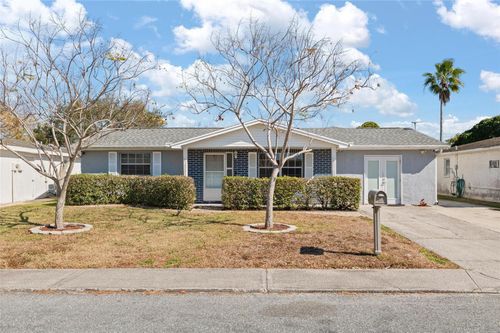 10010 Brunswick Ln, PORT RICHEY, FL, 34668-3705 | Card Image