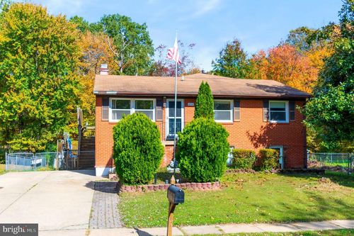 4716 Kentwood Ln, WOODBRIDGE, VA, 22193-5006 | Card Image