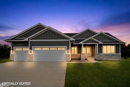 475 Se Walnut Woods Dr, West Des Moines, IA, 50265-8585 | Card Image