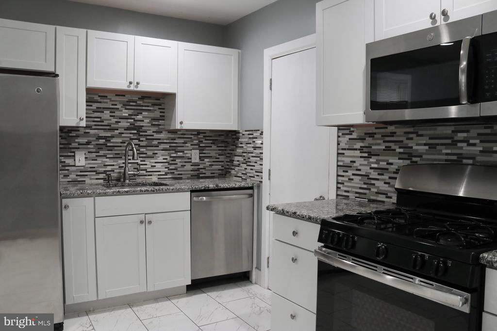 Residential Lease in MARLTON 5