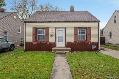 22167 Rausch Avenue, Home with 3 bedrooms, 1 bathrooms and null parking in Eastpointe MI | Image 2