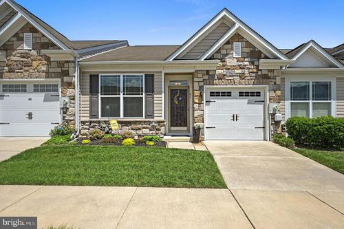 42 Cresthaven Ln, DOVER, DE, 19901-6453 | Card Image