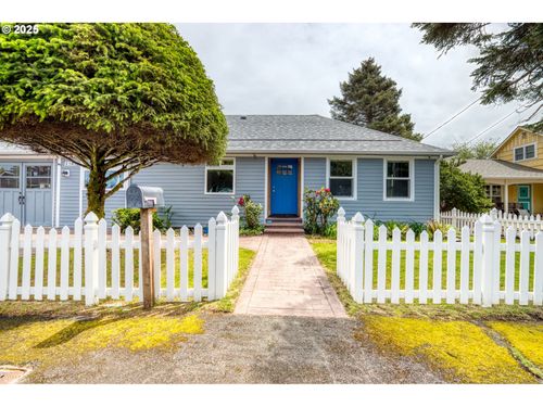 2385 Downing St, Seaside, OR, 97138-5017 | Card Image