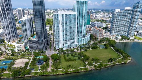 apt-2706-1800 N Bayshore Dr, Miami, FL, 33132-3230 | Card Image