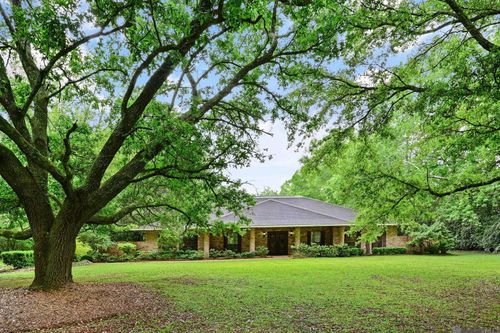 14220 Pinehurst Ave, Baton Rouge, LA, 70817-5237 | Card Image