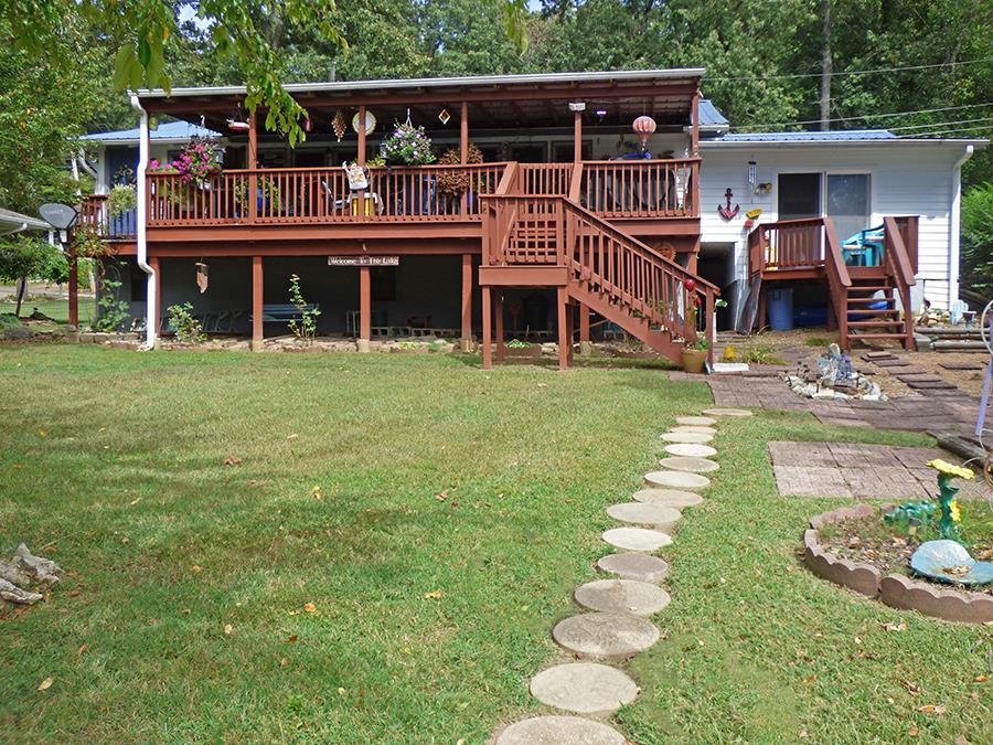 Lakeshore Dr, Cherokee Village, AR 72529
