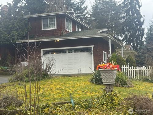 3627 S 262nd St, Kent, WA, 98032-7046 | Card Image