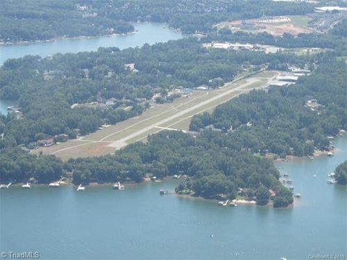 419 Normandy Rd, Mooresville, NC, 28117-8433 | Card Image