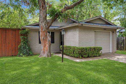 3004 Montclair Pl, Denton, TX, 76209-4824 | Card Image