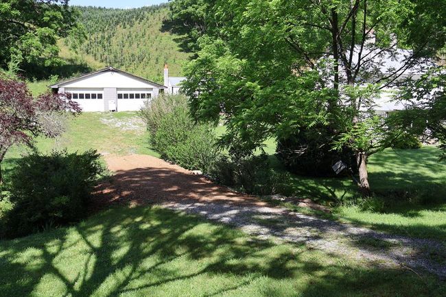 5043 Stones Chapel Rd, House other with 3 bedrooms, 3 bathrooms and 4 parking in Elk Creek VA | Image 49