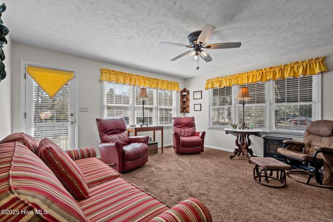 409 Myrtle Ave, House other with 3 bedrooms, 2 bathrooms and 2 parking in Hamlet NC | Image 4