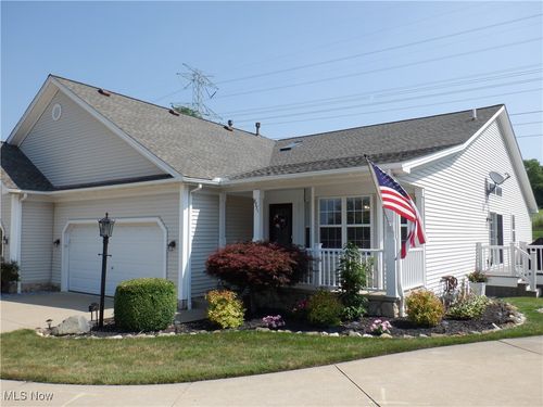 8771 Stuart Ln, Sagamore Hills, OH, 44067-3404 | Card Image
