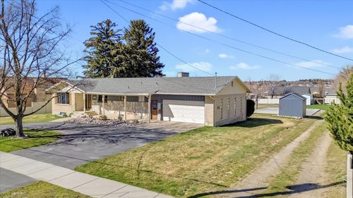 215 E 200 N, Providence, UT, 84332-9611 | Card Image