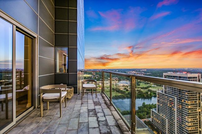 Multiple private terraces offer panoramic views of Lady Bird Lake, the Austin skyline, and Hill Country beyond. | Image 8