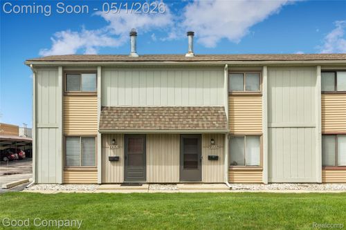 2451 Samoset Rd, Royal Oak, MI, 48073-1700 | Card Image