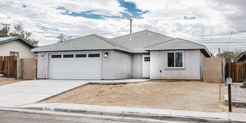1433 S Mccall St, Ridgecrest, CA, 93555-7514 | Card Image