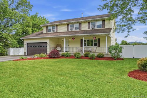 37 Guernsey Dr, New Windsor, NY, 12553-8049 | Card Image