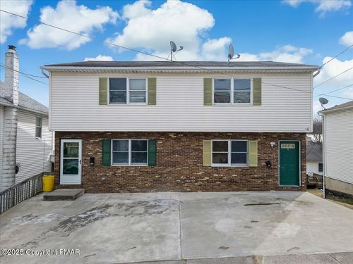 208-210 Hillside Ave, Kingston, PA, 18704-2343 | Card Image