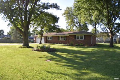 17 Lakewind Drive, House other with 3 bedrooms, 2 bathrooms and null parking in Springfield IL | Image 3